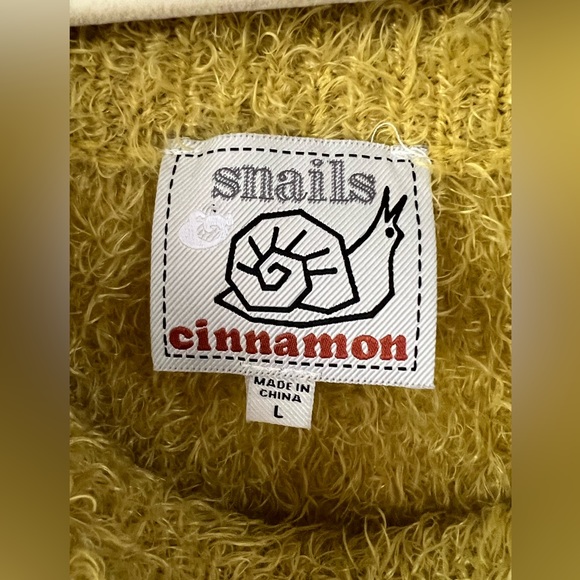 Super soft, shaggy mustard yellow sweater from Snails and Cinnamon - Picture 3 of 3
